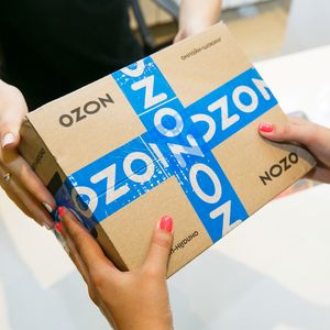 «Обувь России» начала выдавать заказы Ozon