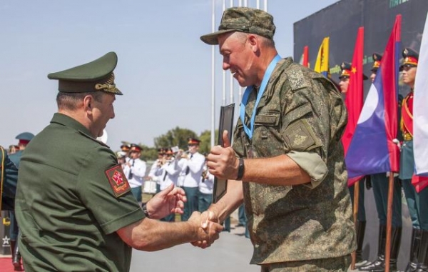 Сборная России победила на конкурсе "Мастера автобронетанковой техники" на Армейских играх