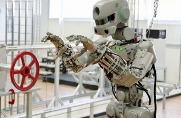 <br />
В «Роскосмосе» сообщили о приостановке разработки робота «Фёдор»<br />
