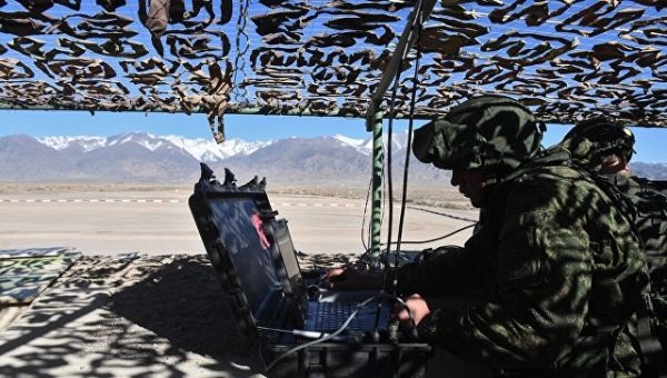 Подготовка сил спецназа ОДКБ проверена на учениях в Киргизии